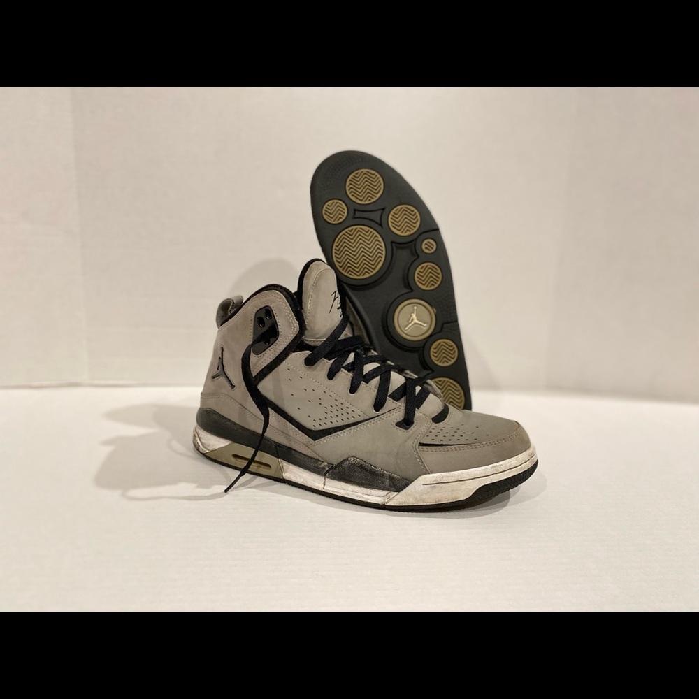 Air Jordan SC-2 454050-005 Size 11-USED